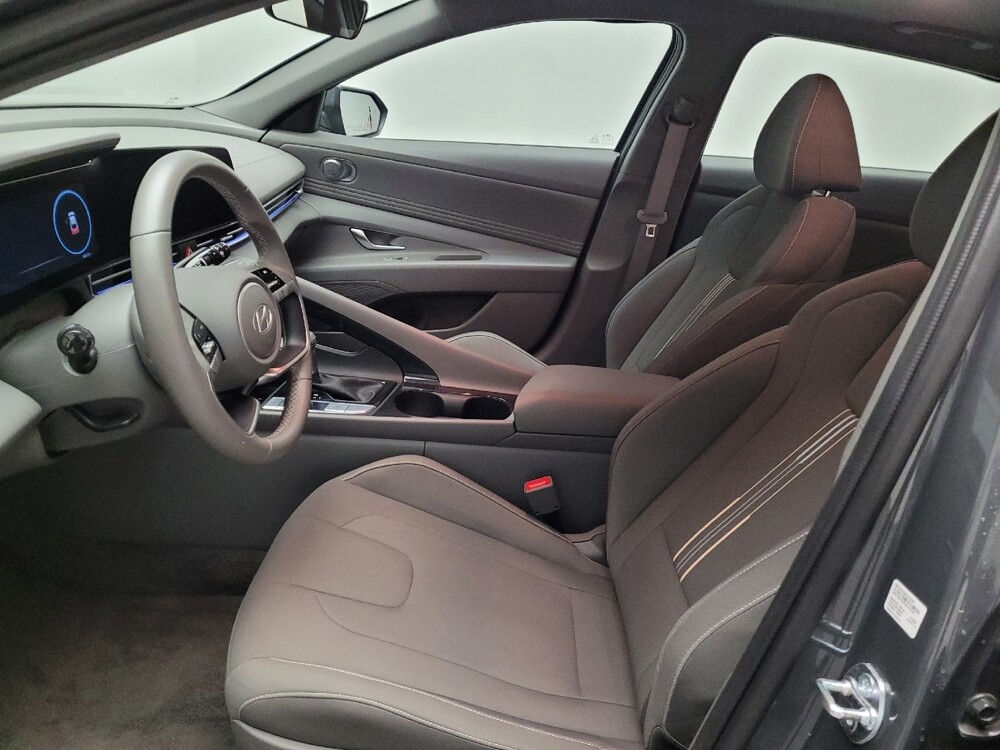 2025 Hyundai Elantra in Torrance, CA 90504 - 18132555 17