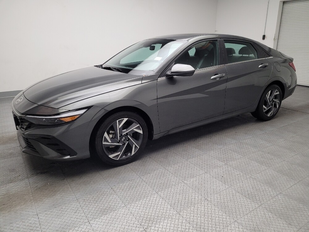 2025 Hyundai Elantra in Downey, CA 90241 - 18132556 2