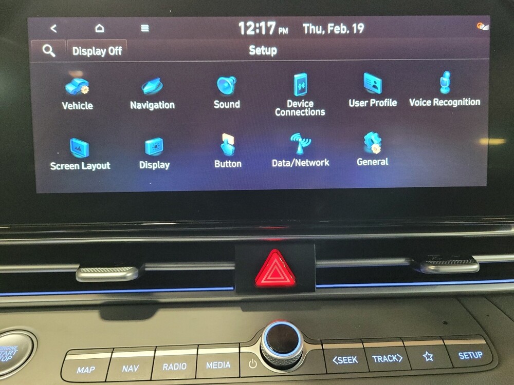 2025 Hyundai Elantra in Downey, CA 90241 - 18132556 25