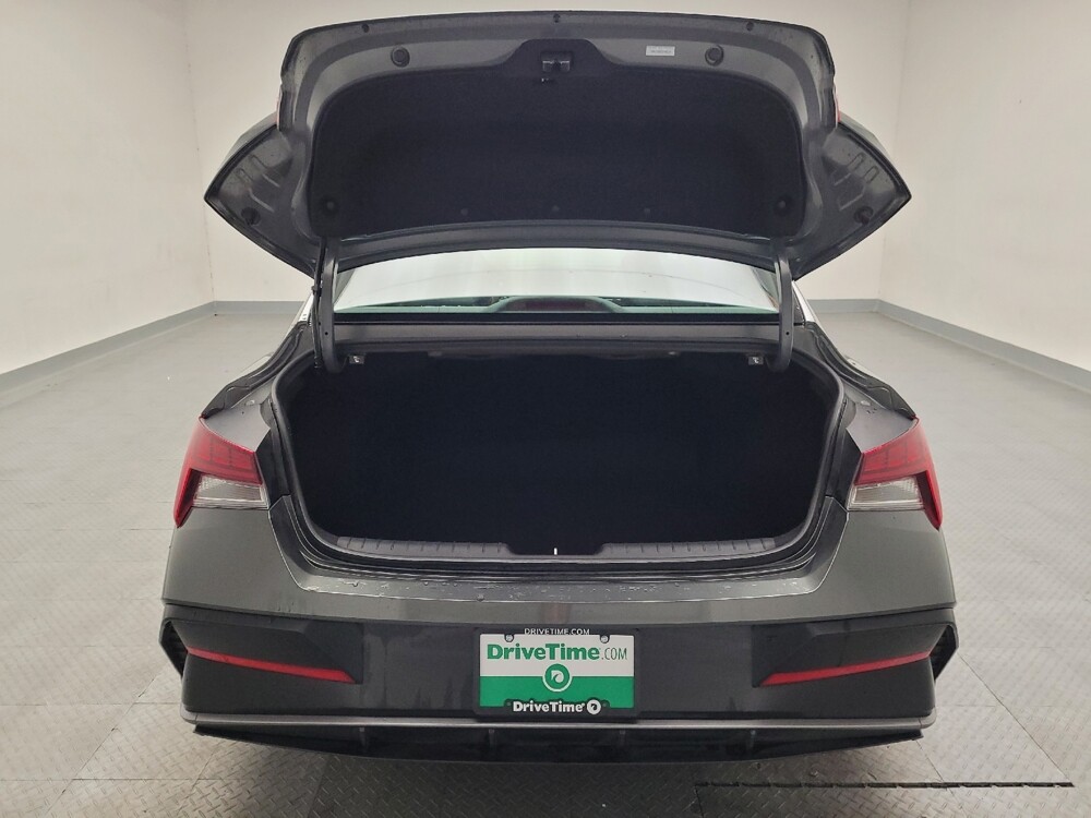 2025 Hyundai Elantra in Downey, CA 90241 - 18132556 29