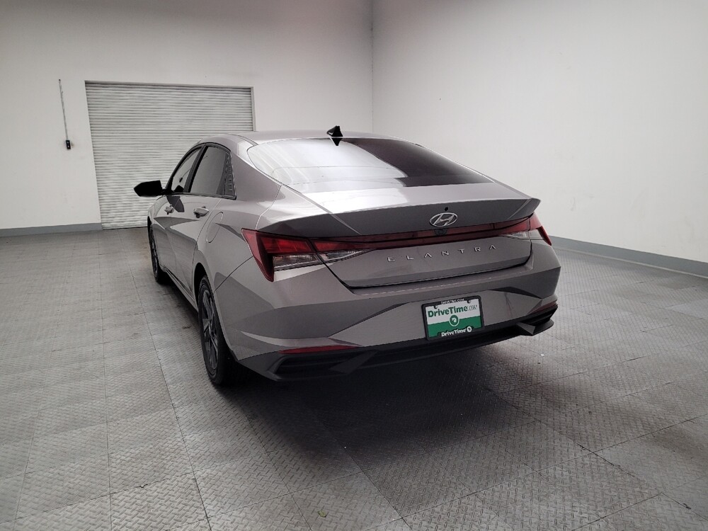 2023 Hyundai Elantra in Downey, CA 90241 - 18132559 6