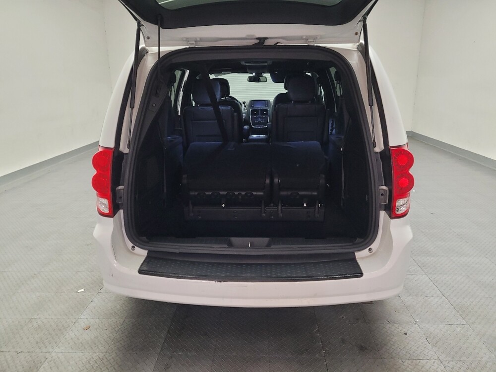 2019 Dodge Grand Caravan in Downey, CA 90241 - 18132560 29