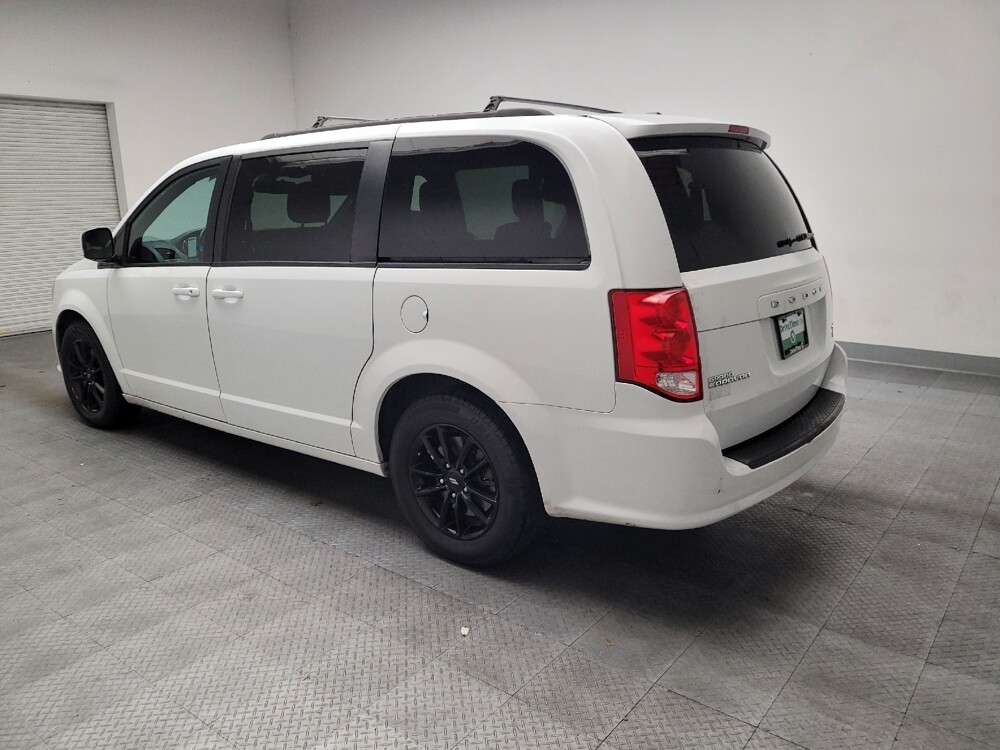 2019 Dodge Grand Caravan in Downey, CA 90241 - 18132560 3