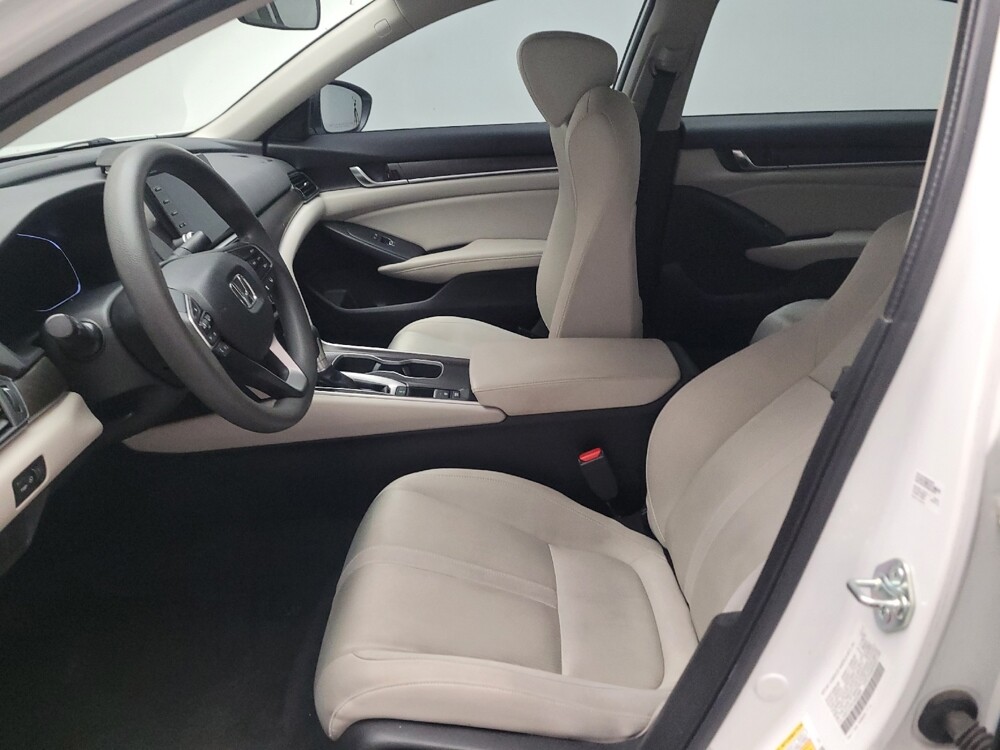 2018 Honda Accord in Montclair, CA 91763 - 18132561 17
