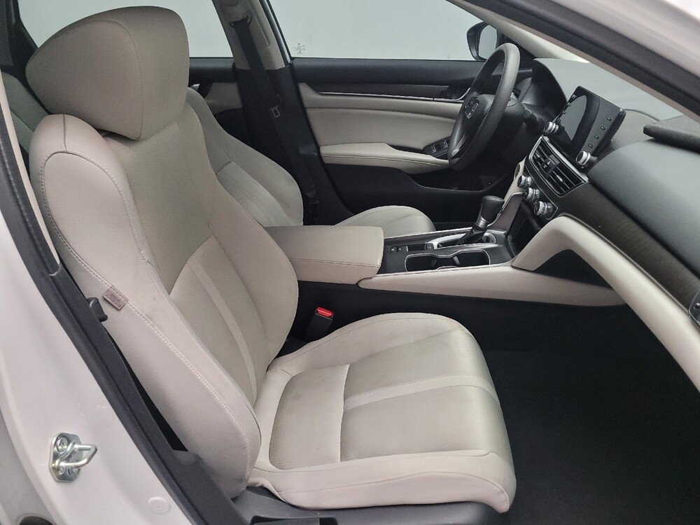 2018 Honda Accord in Montclair, CA 91763 - 18132561 21