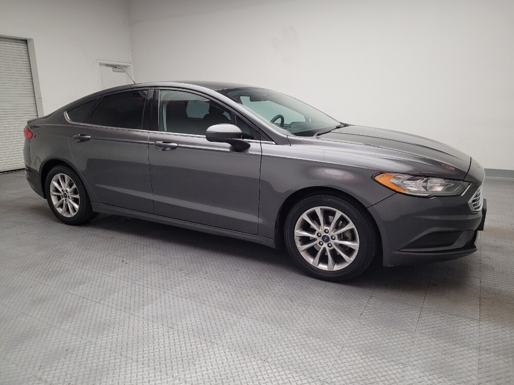 2017 Ford Fusion in Fresno, CA 93726 - 18132562 11