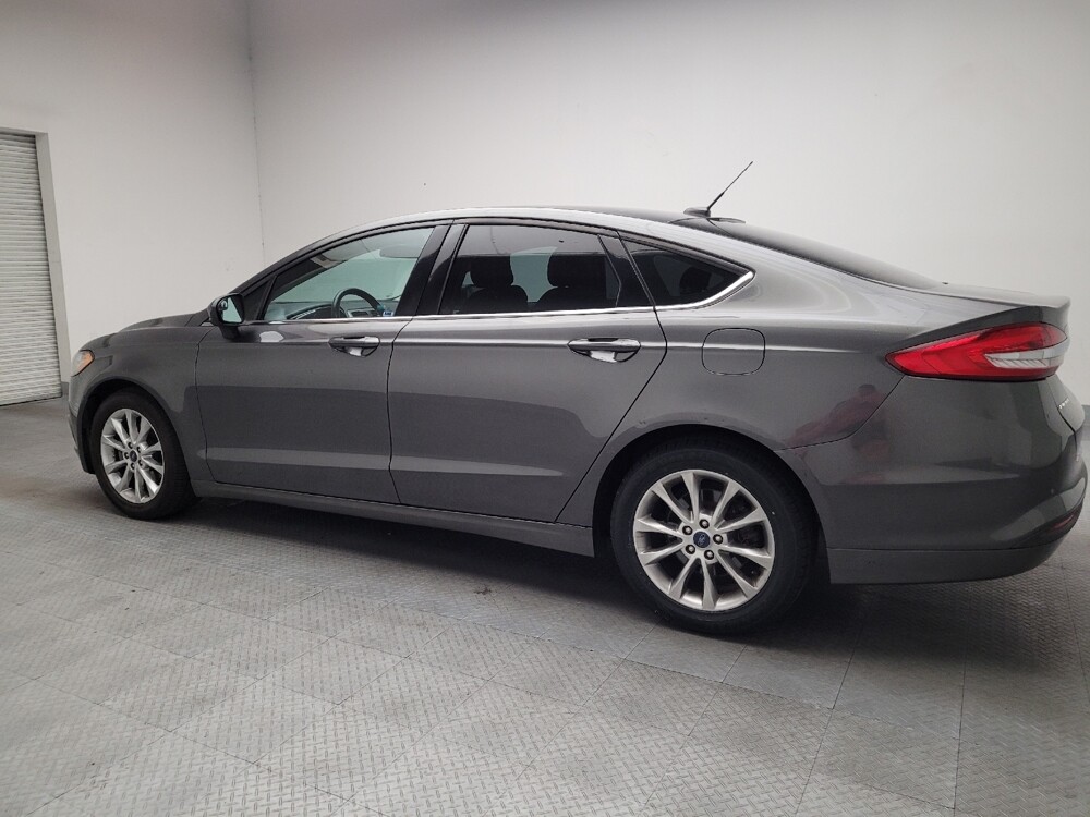2017 Ford Fusion in Fresno, CA 93726 - 18132562 3
