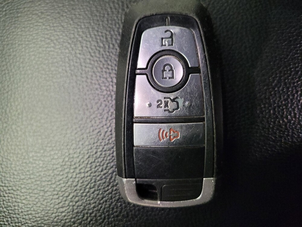 2017 Ford Fusion in Fresno, CA 93726 - 18132562 32