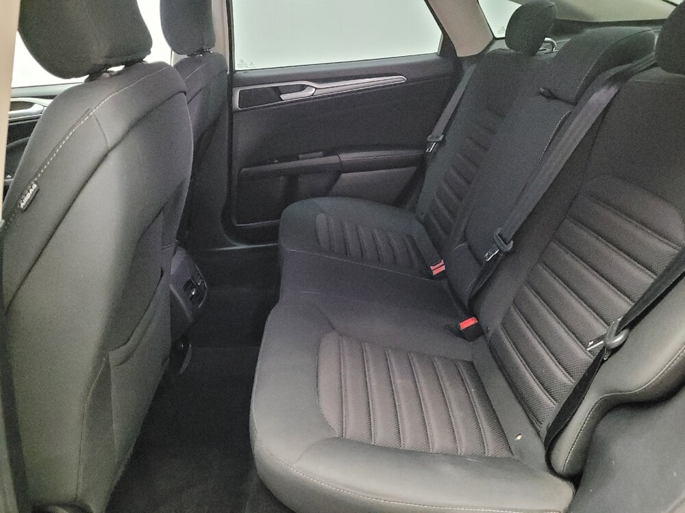 2017 Ford Fusion in Fresno, CA 93726 - 18132562 18