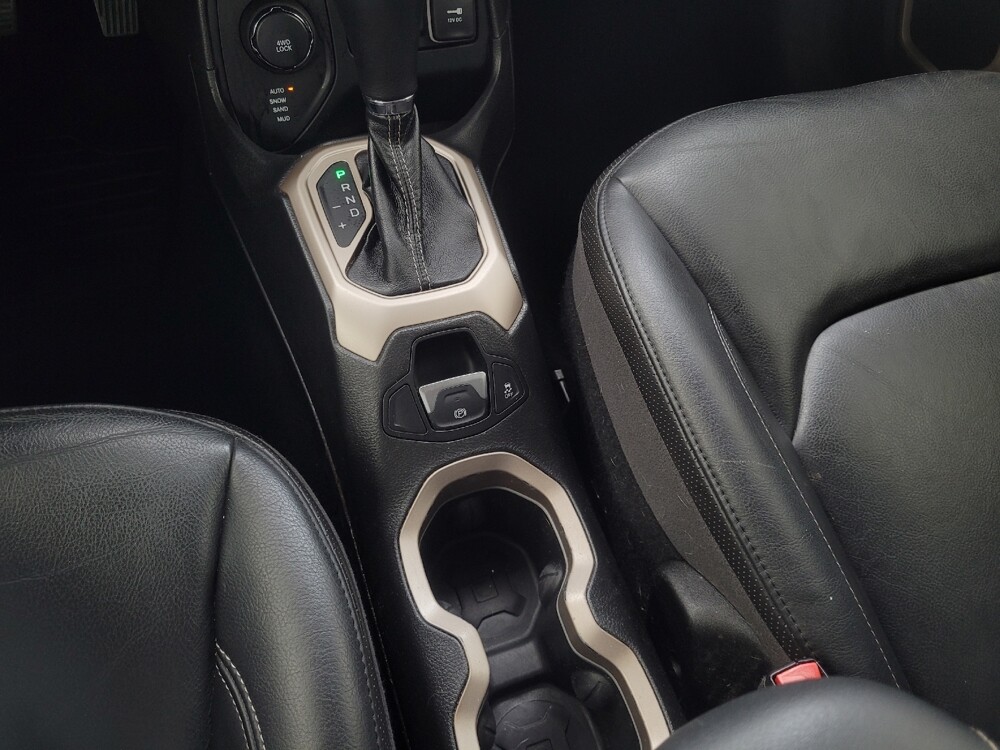 2016 Jeep Renegade in Conyers, GA 30094 - 18132566 26