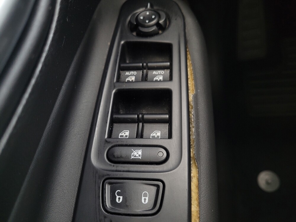 2016 Jeep Renegade in Conyers, GA 30094 - 18132566 27