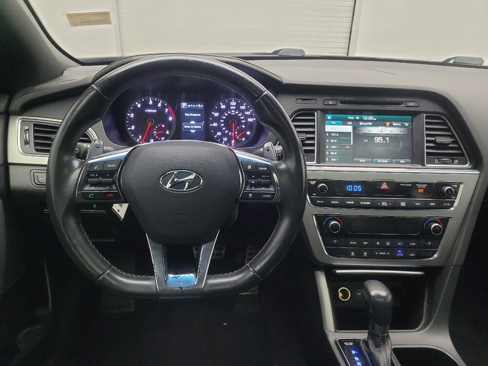 2015 Hyundai Sonata in Chattanooga, TN 37421 - 18132567 22