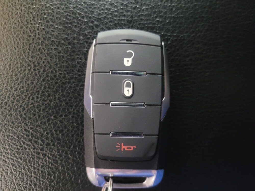 2019 RAM 1500 in Stone Mountain, GA 30083 - 18132574 32