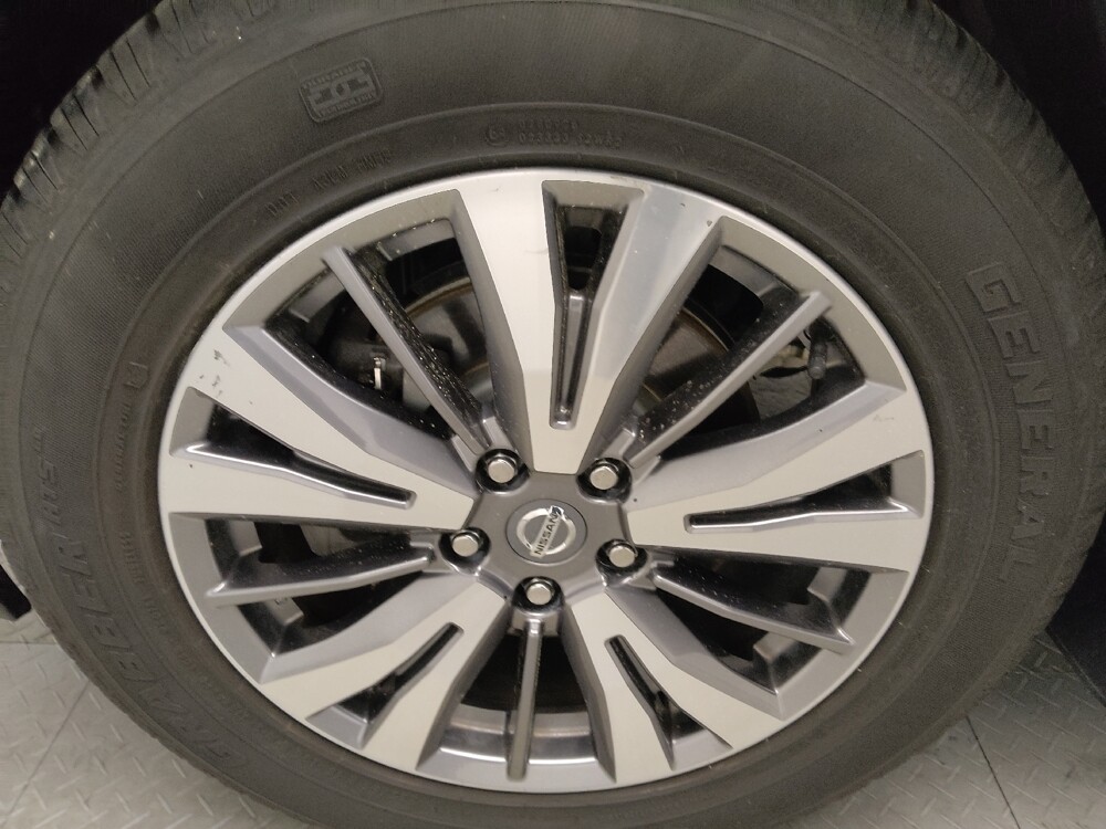 2019 Nissan Pathfinder in Morrow, GA 30260 - 18132575 31