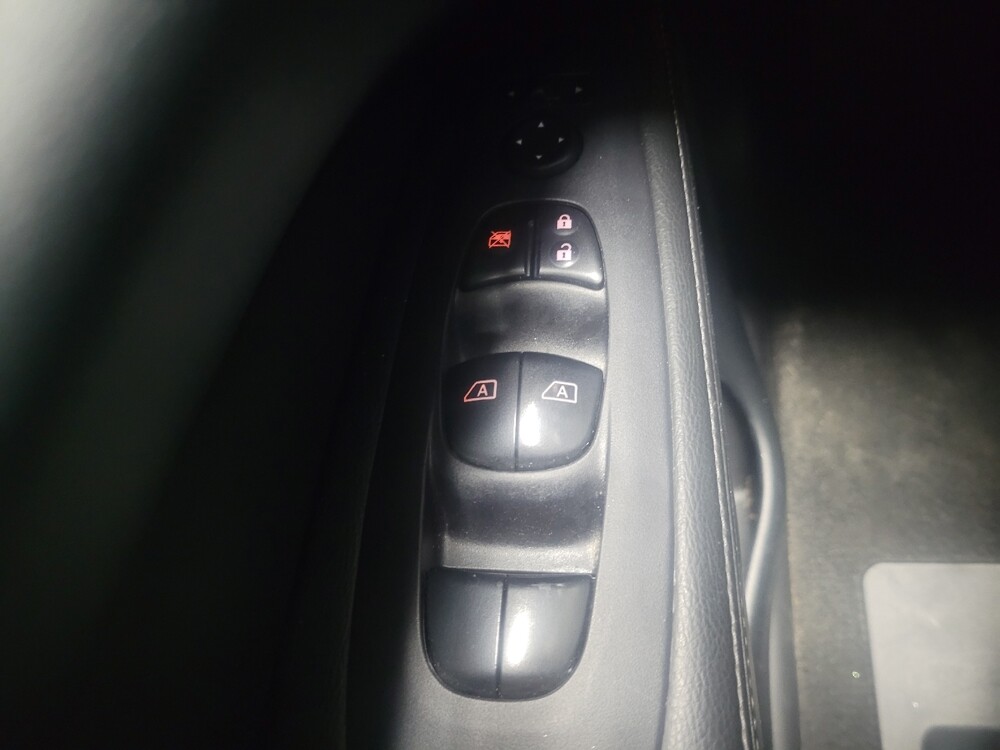 2019 Nissan Pathfinder in Morrow, GA 30260 - 18132575 27