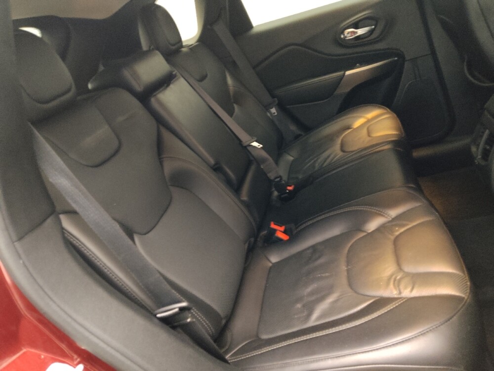 2020 Jeep Cherokee in Chattanooga, TN 37421 - 18132577 19