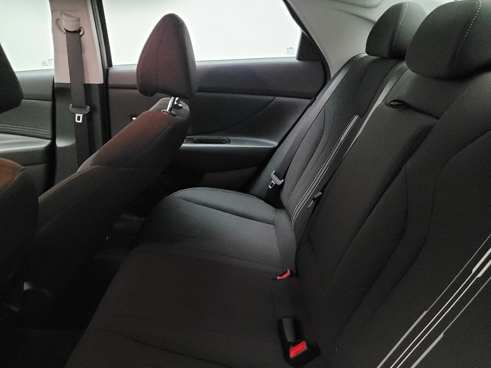 2025 Hyundai Elantra in Montclair, CA 91763 - 18132586 18