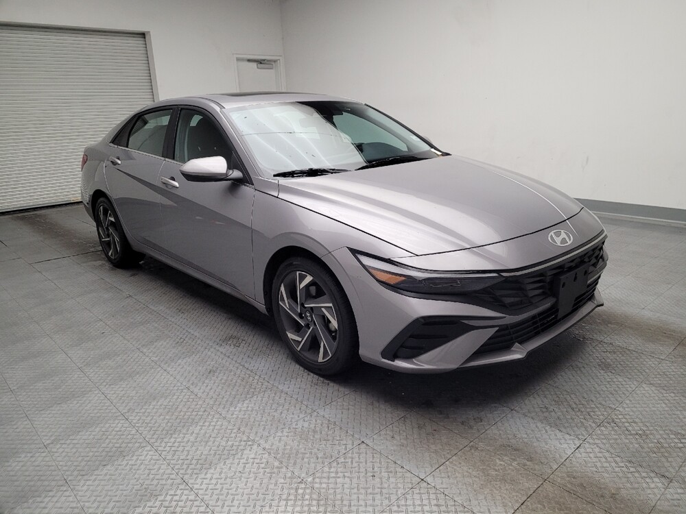 2025 Hyundai Elantra in Montclair, CA 91763 - 18132586 13
