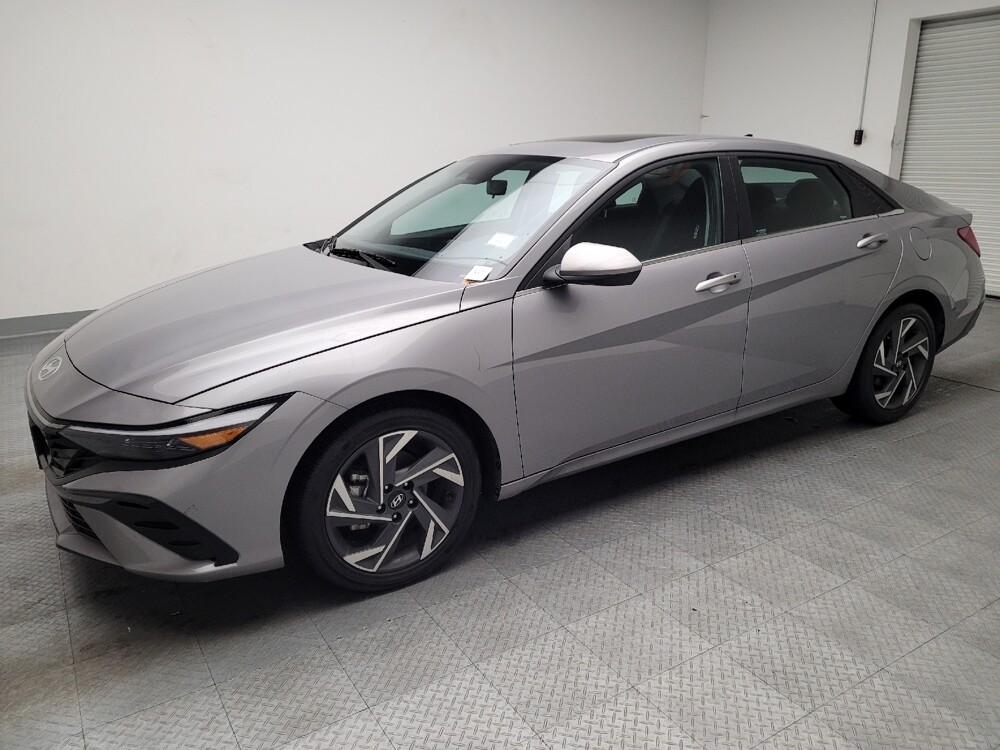 2025 Hyundai Elantra in Montclair, CA 91763 - 18132586 2