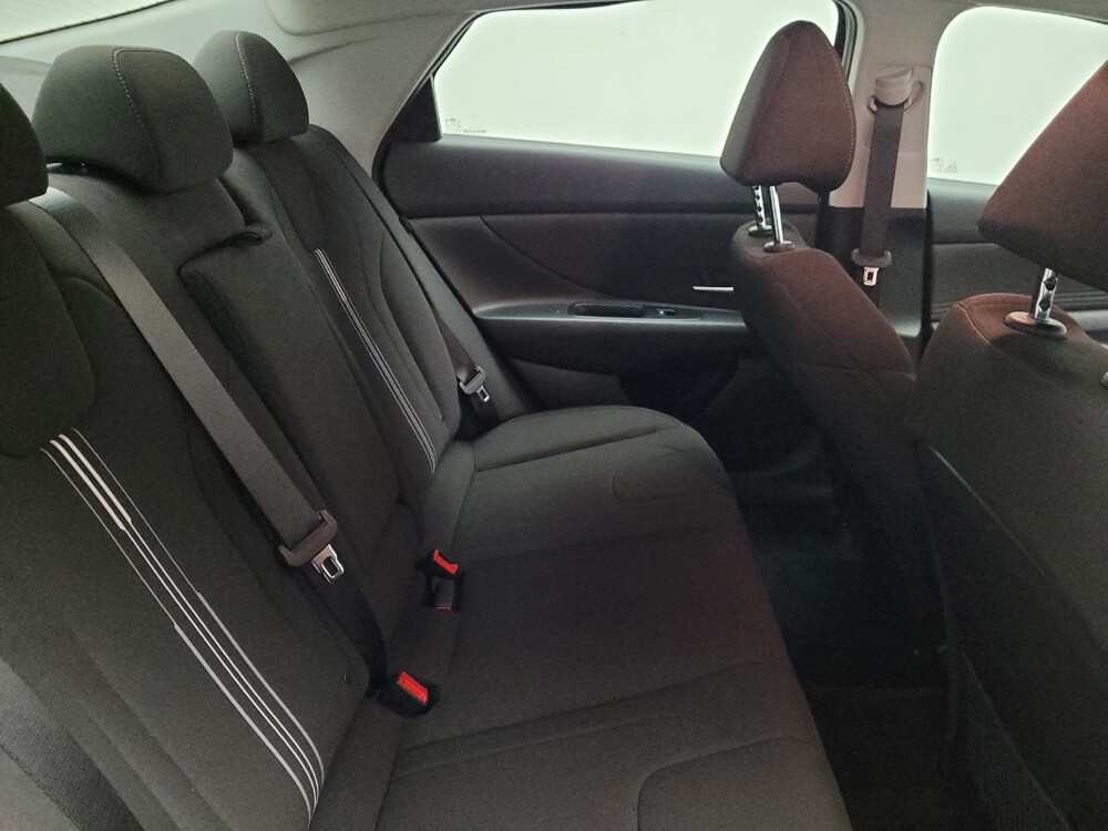 2025 Hyundai Elantra in Montclair, CA 91763 - 18132586 19