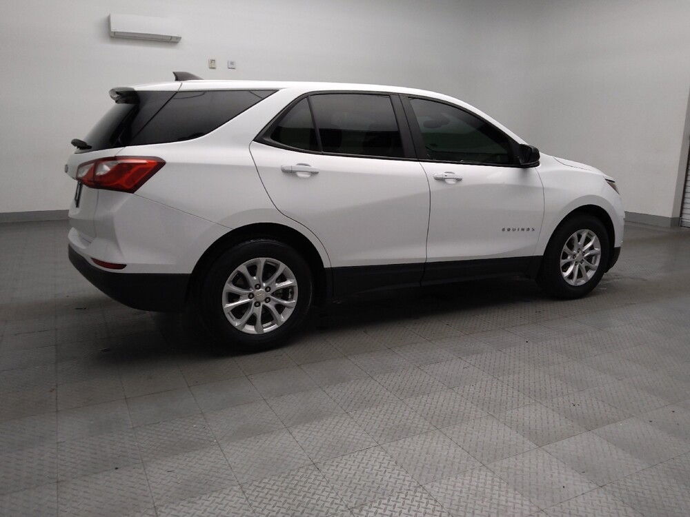 2021 Chevrolet Equinox in Live Oak, TX 78233 - 18132588 10