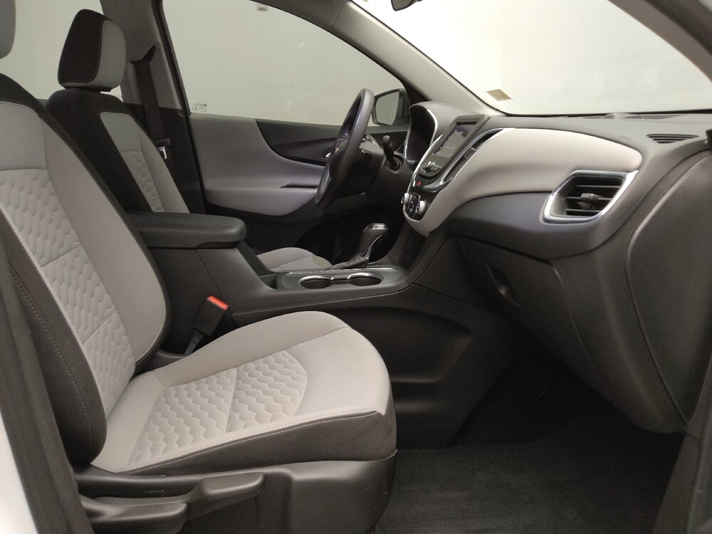 2021 Chevrolet Equinox in Live Oak, TX 78233 - 18132588 21