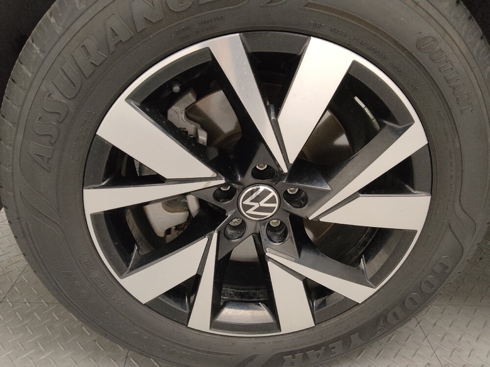 2021 Volkswagen Atlas in Oklahoma City, OK 73139 - 18132589 31