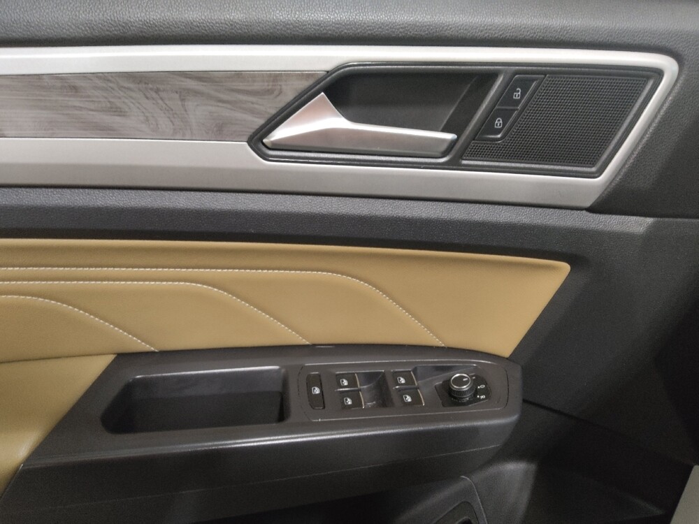 2021 Volkswagen Atlas in Oklahoma City, OK 73139 - 18132589 27