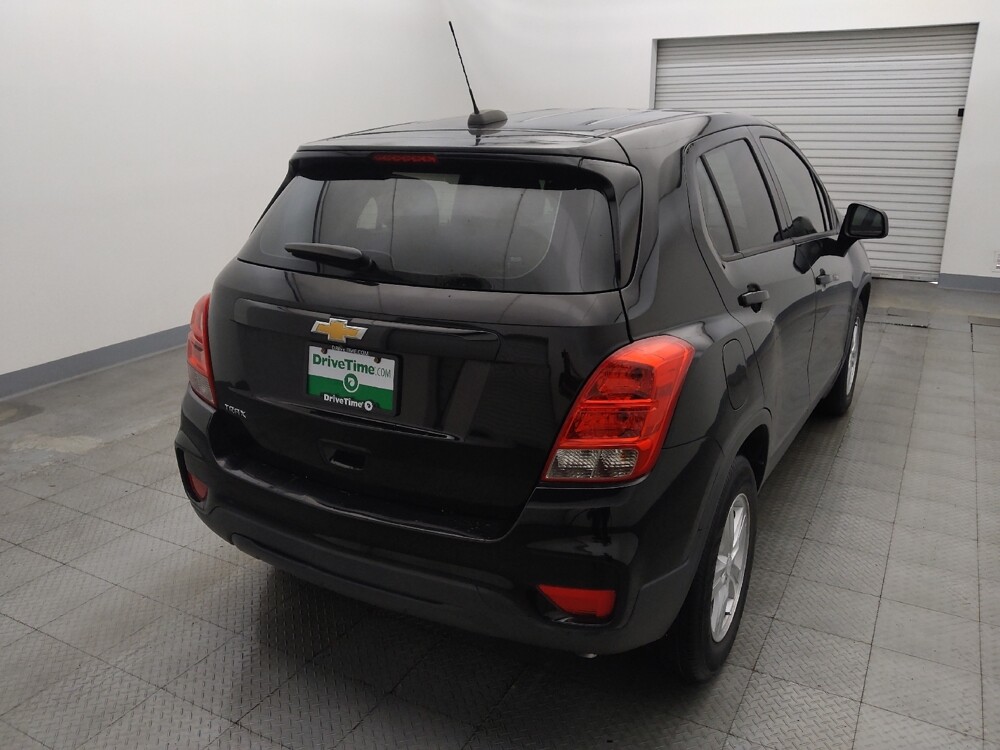 2019 Chevrolet Trax in Houston, TX 77060 - 18132591 7