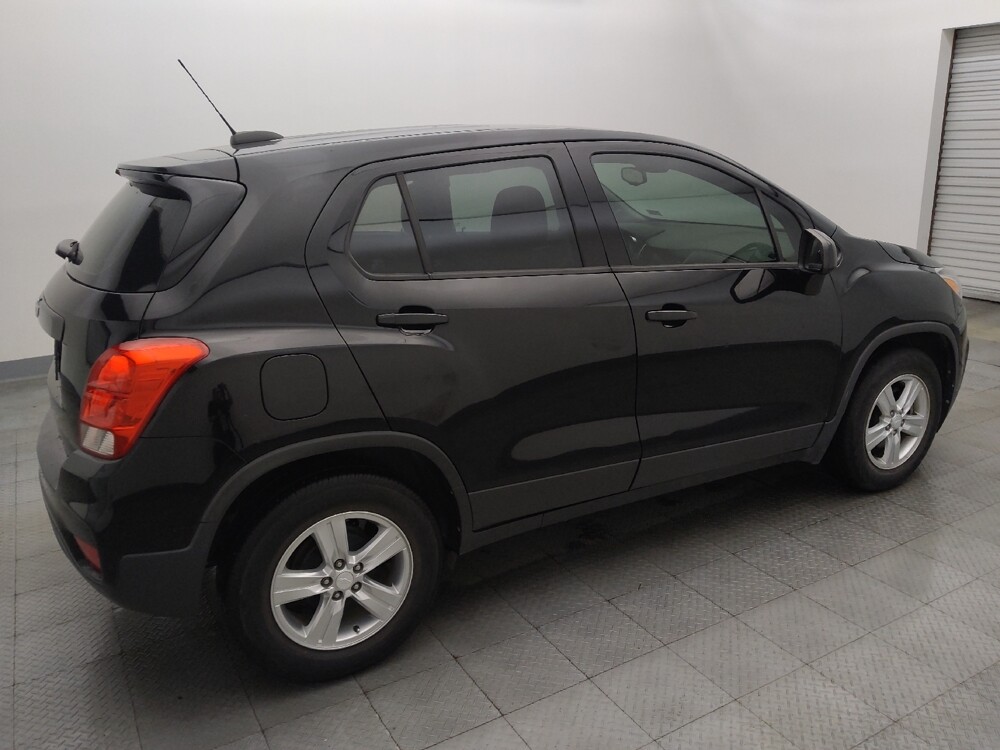 2019 Chevrolet Trax in Houston, TX 77060 - 18132591 10