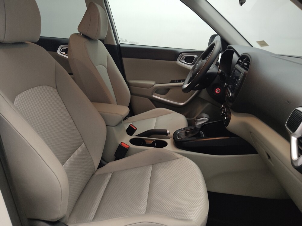 2025 Kia Soul in Fort Worth, TX 76116 - 18132607 21