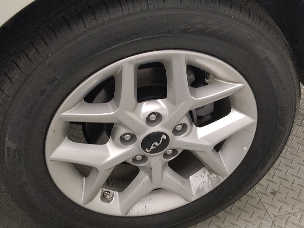 2025 Kia Soul in Fort Worth, TX 76116 - 18132607 31