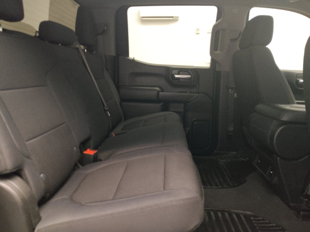 2019 Chevrolet Silverado 1500 in Lubbock, TX 79424 - 18132609 19