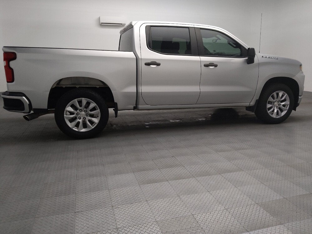 2019 Chevrolet Silverado 1500 in Lubbock, TX 79424 - 18132609 10