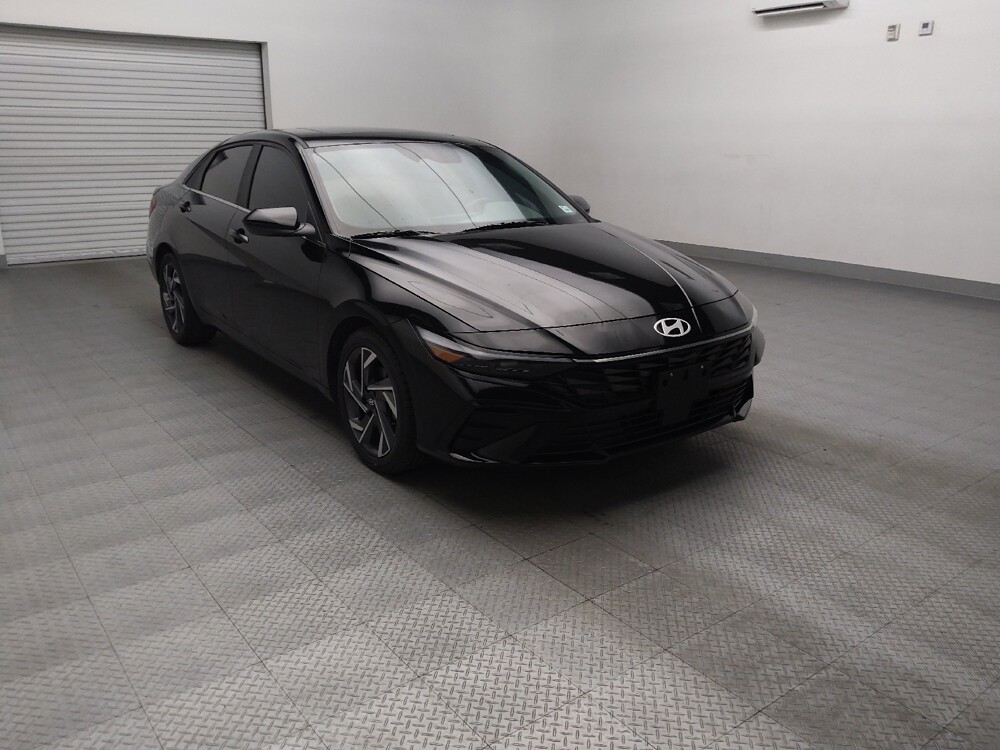 2024 Hyundai Elantra in Arlington, TX 76011 - 18132611 13