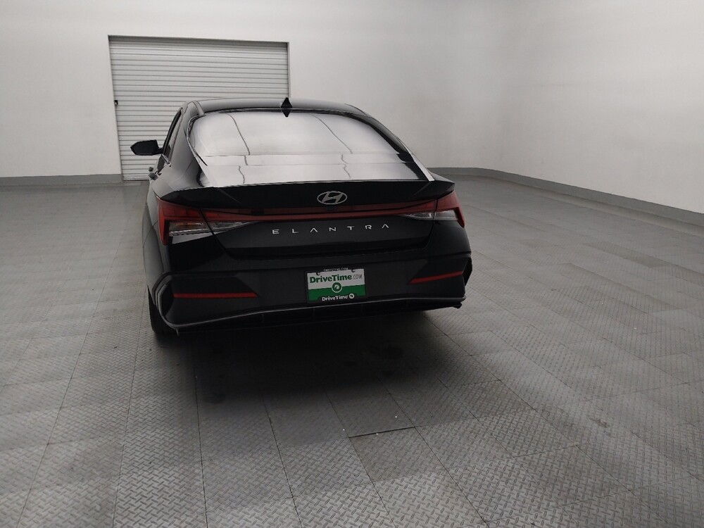 2024 Hyundai Elantra in Arlington, TX 76011 - 18132611 6