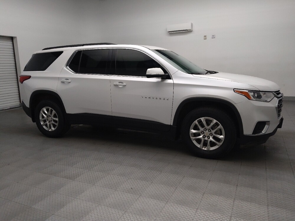 2020 Chevrolet Traverse in Fort Worth, TX 76116 - 18132612 11