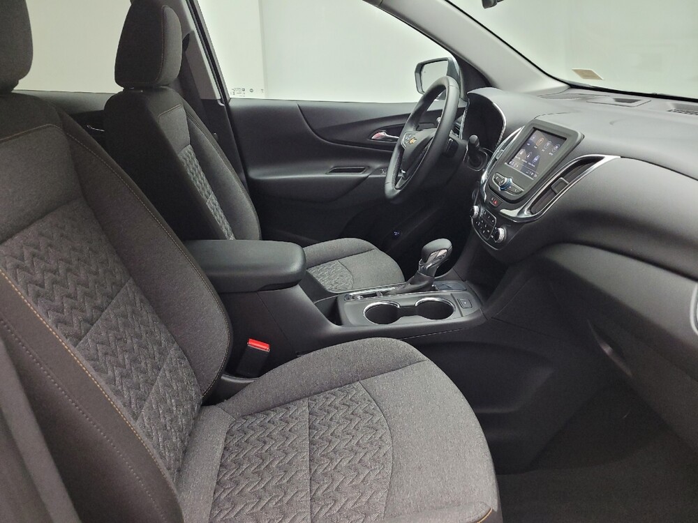 2024 Chevrolet Equinox in Eastpointe, MI 48021 - 18132614 21