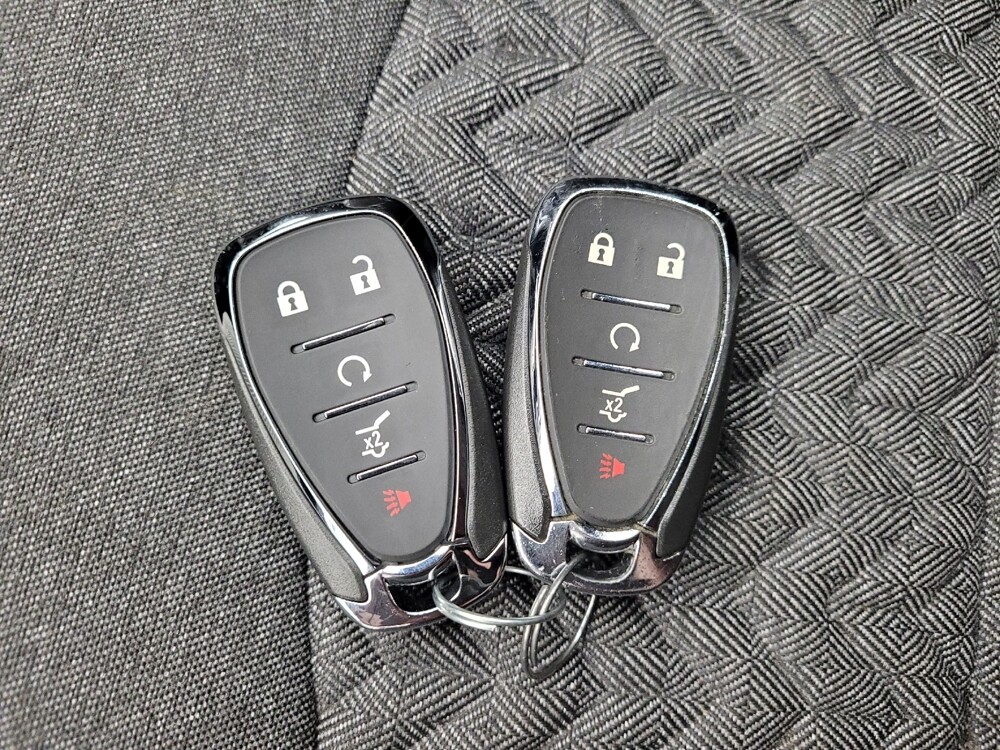 2024 Chevrolet Equinox in Eastpointe, MI 48021 - 18132614 32