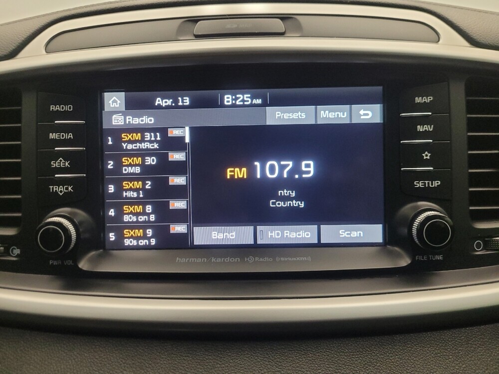 2019 Kia Sorento in Phoenix, AZ 85022 - 18132616 25