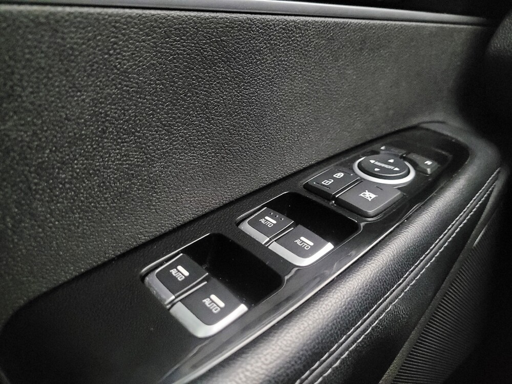 2019 Kia Sorento in Phoenix, AZ 85022 - 18132616 27