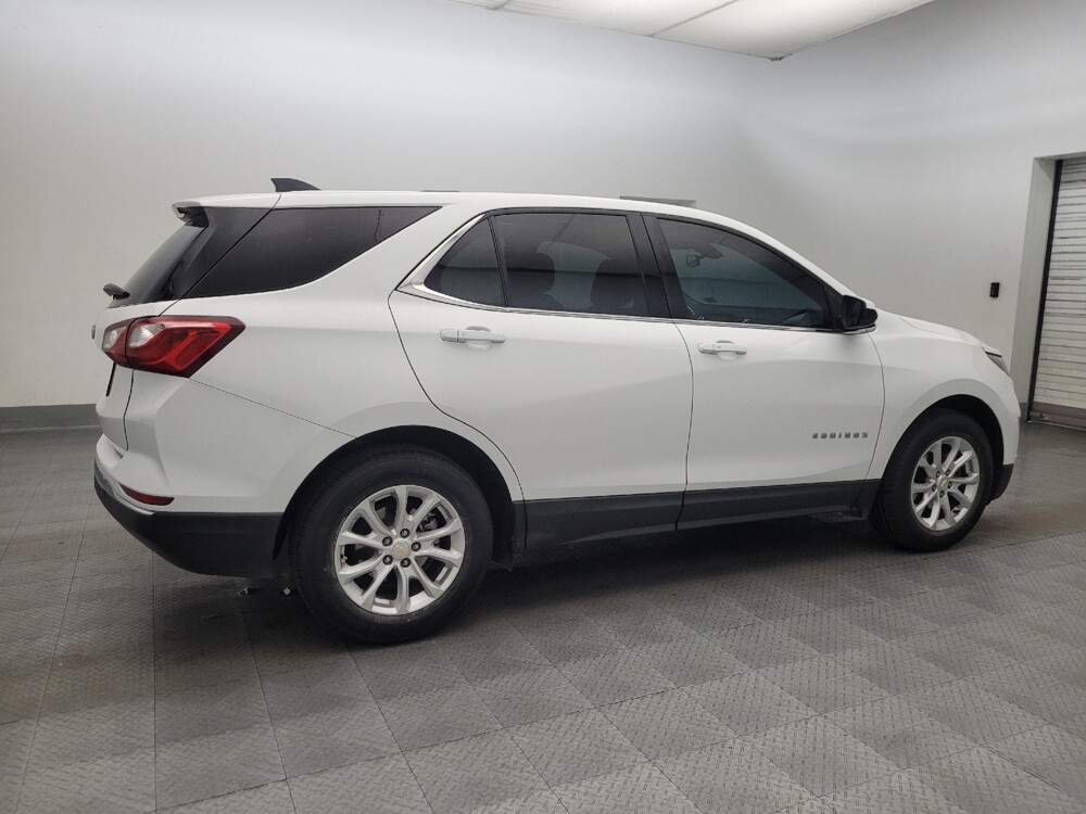 2019 Chevrolet Equinox in Glendale, AZ 85301 - 18132617 10