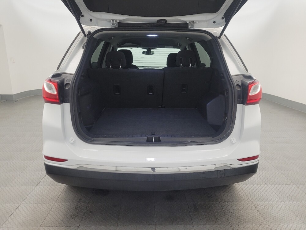 2019 Chevrolet Equinox in Glendale, AZ 85301 - 18132617 29