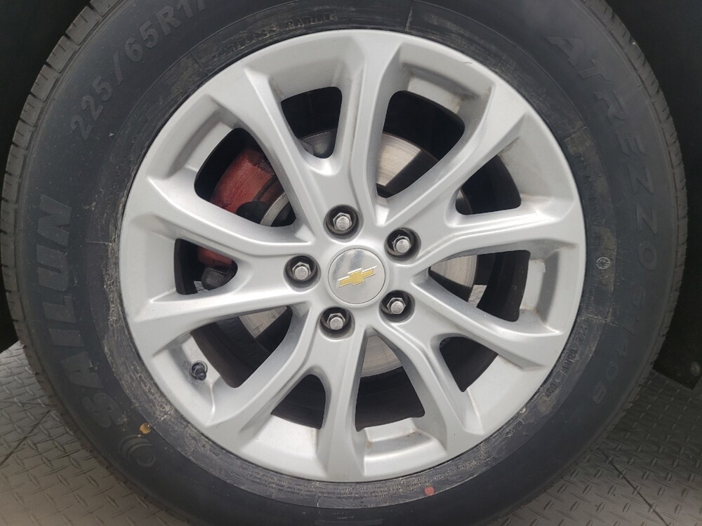 2019 Chevrolet Equinox in Glendale, AZ 85301 - 18132617 31