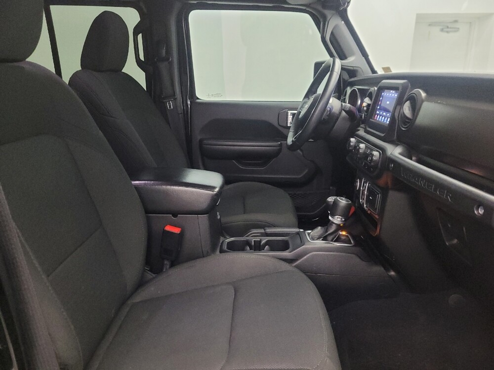 2018 Jeep Wrangler in Phoenix, AZ 85015 - 18132618 21