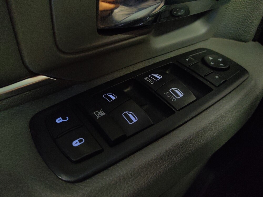 2014 RAM 1500 in Tucson, AZ 85705 - 18132621 27