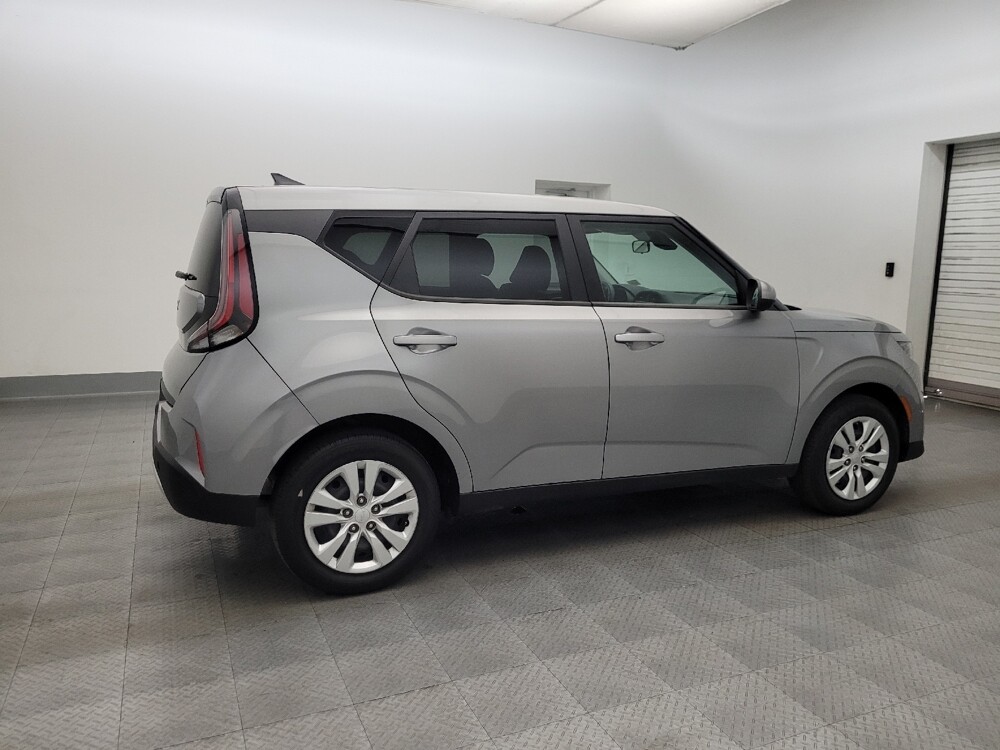 2023 Kia Soul in Tucson, AZ 85705 - 18132623 10