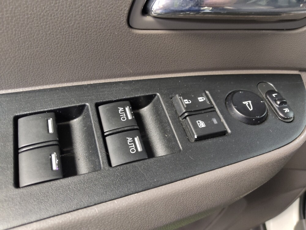 2016 Honda Odyssey in Tallahassee, FL 32304 - 18132631 27
