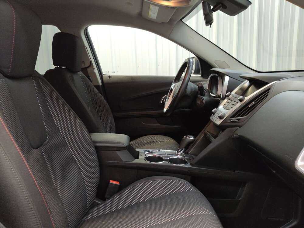 2017 Chevrolet Equinox in Fairfield, OH 45014 - 18132638 21