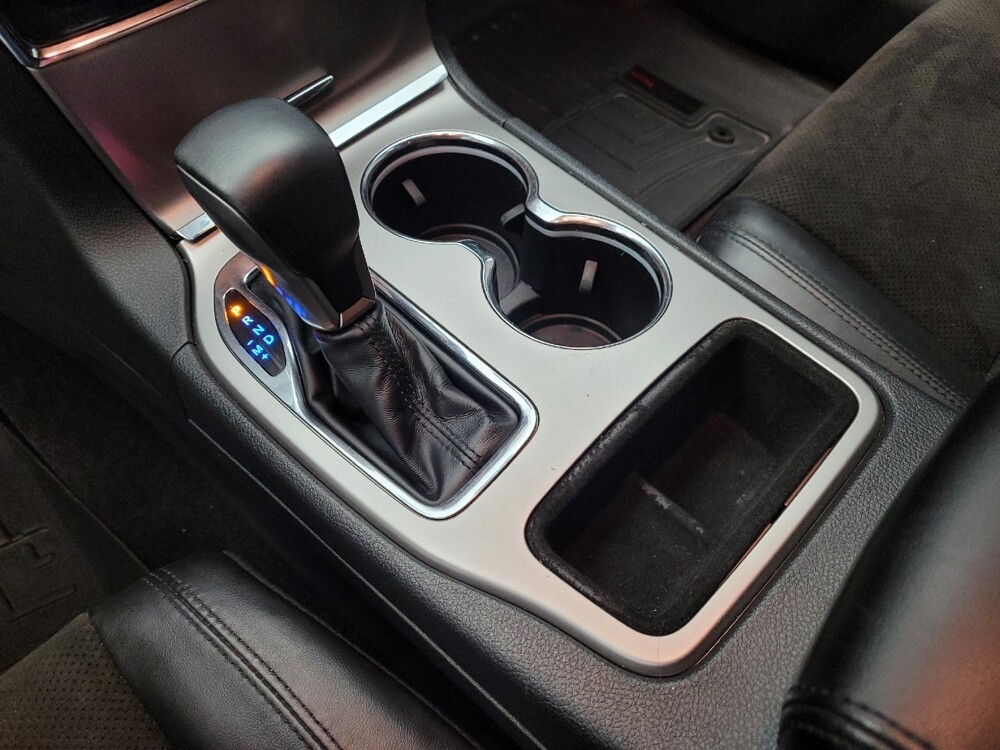 2019 Jeep Grand Cherokee in Taylor, MI 48180 - 18132640 26